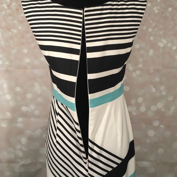 London Times Striped Sleeveless Dress - Picture 5 of 7